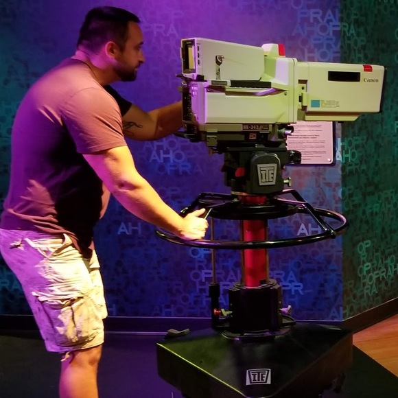 Meet your Posher, Boser - Picture 1 of 1